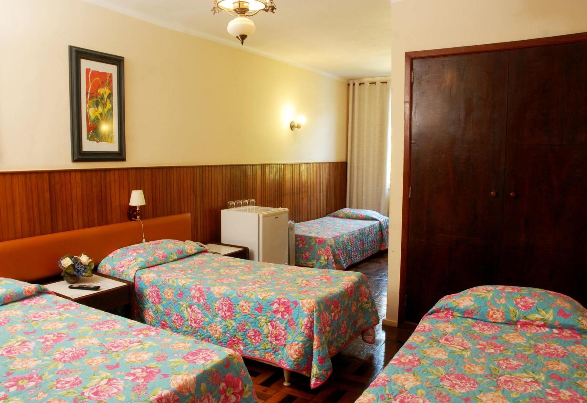 Hotel Bucsky Nova Friburgo Phòng bức ảnh