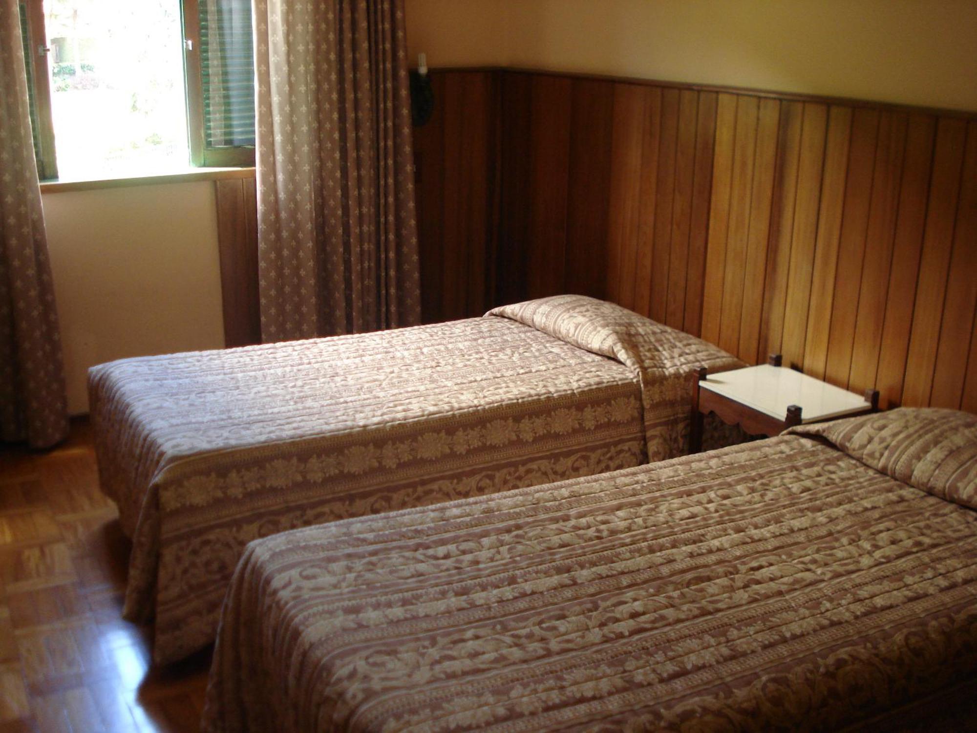 Hotel Bucsky Nova Friburgo Phòng bức ảnh